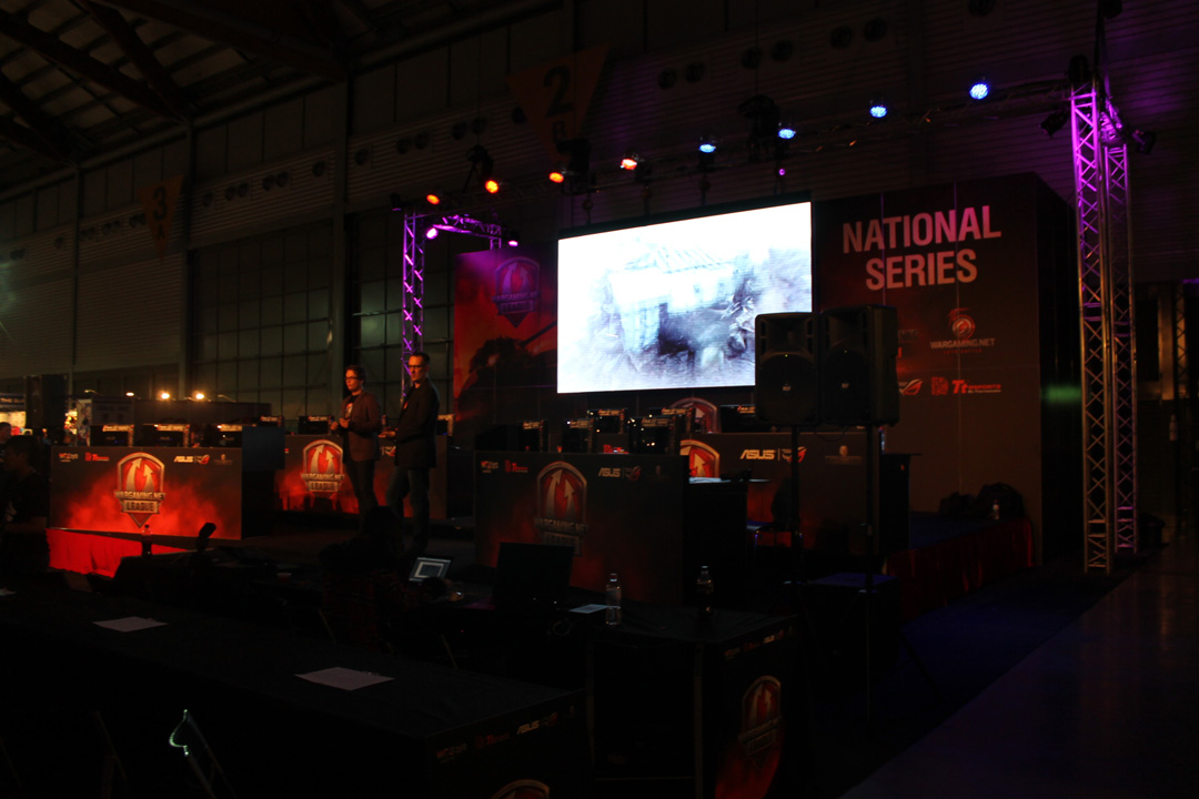 TanksAsia-EB-Expo-2013-02