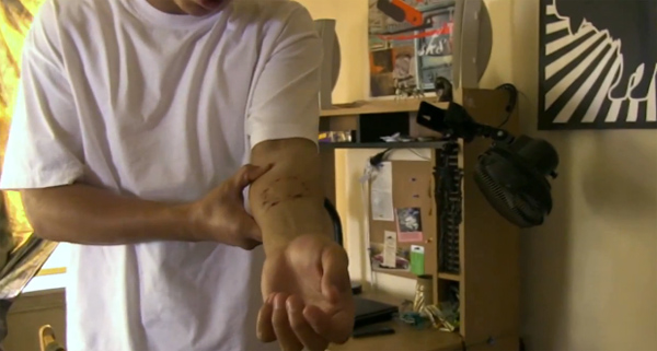 paranormal-activity-marked-ones-screenshot-02