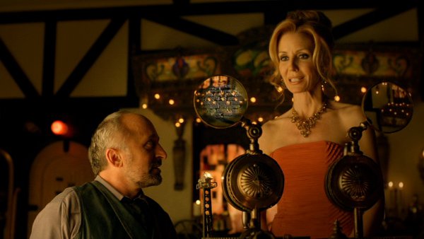 lost-girl-season-3-04