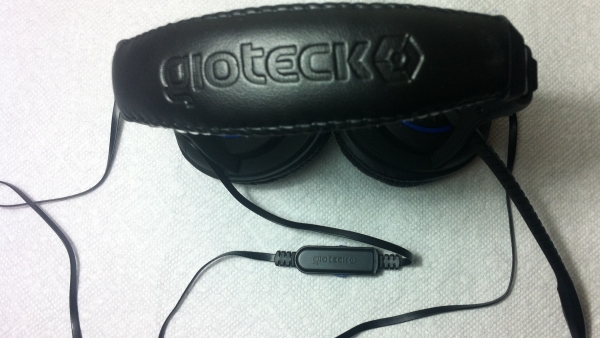gioteck-ax1-r-picture-04