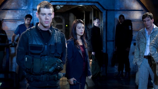 Stargate-Universe-Still-01