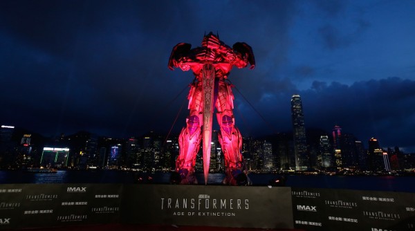 Transformers-Age-of-Extinction-World-Premiere-09.jpg