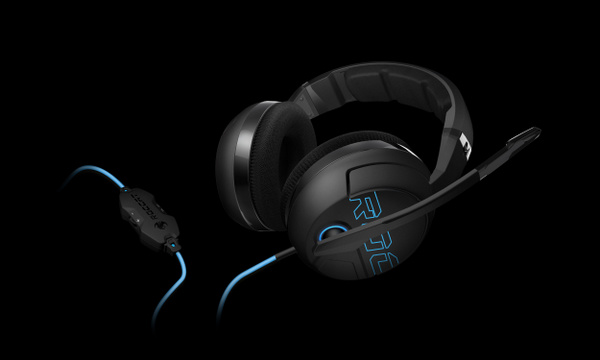 roccat-kave-xtd-stereo-headset-promo-shot-007