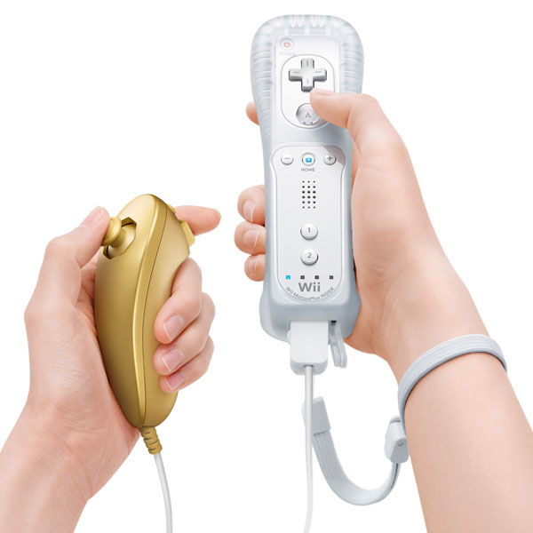 gold-nunchuk-big-2