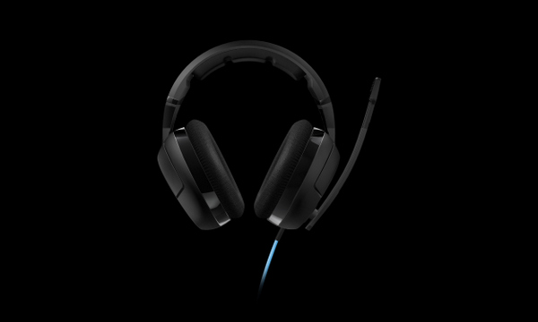 roccat-kave-xtd-stereo-headset-promo-shot-003