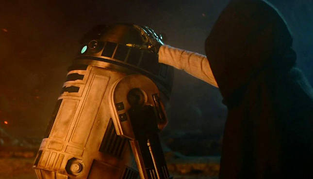 Star Wars: The Force Awakens Already Smashing Records