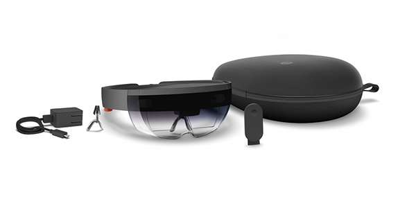 microsoft-hololens-promo-shot-001